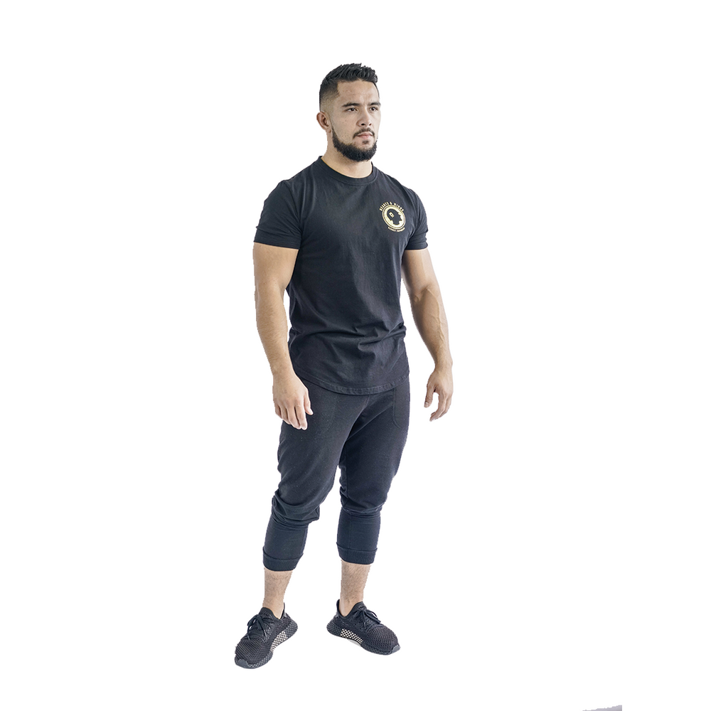 
                  
                    SHORT SLEEVE BLACK TEE
                  
                